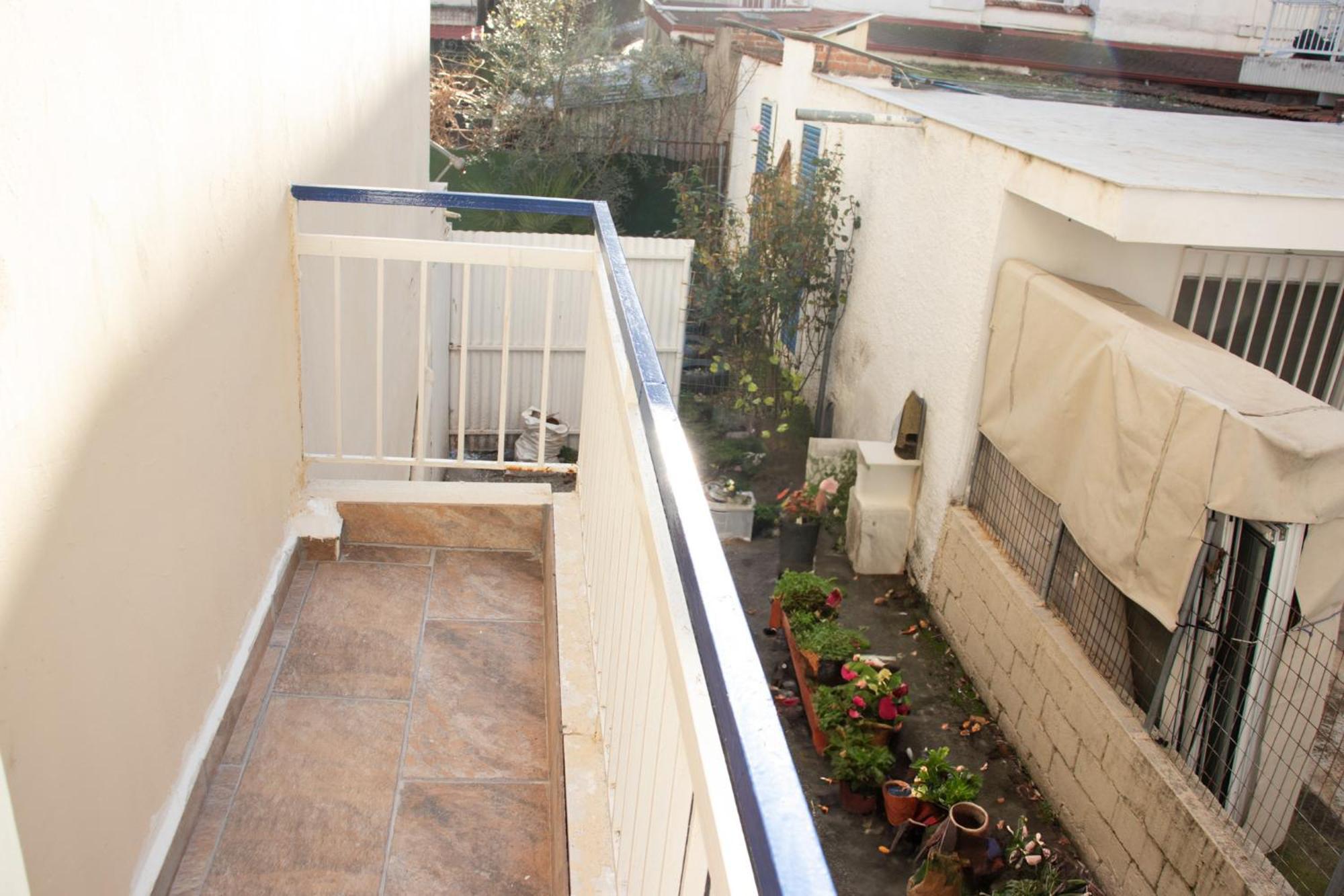 דירות Paralía George'S House מראה חיצוני תמונה
